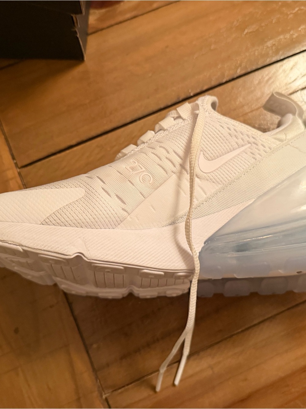 Nike Women’s Air Max 270 in White with Pale clear Heel - Picture 9 of 9